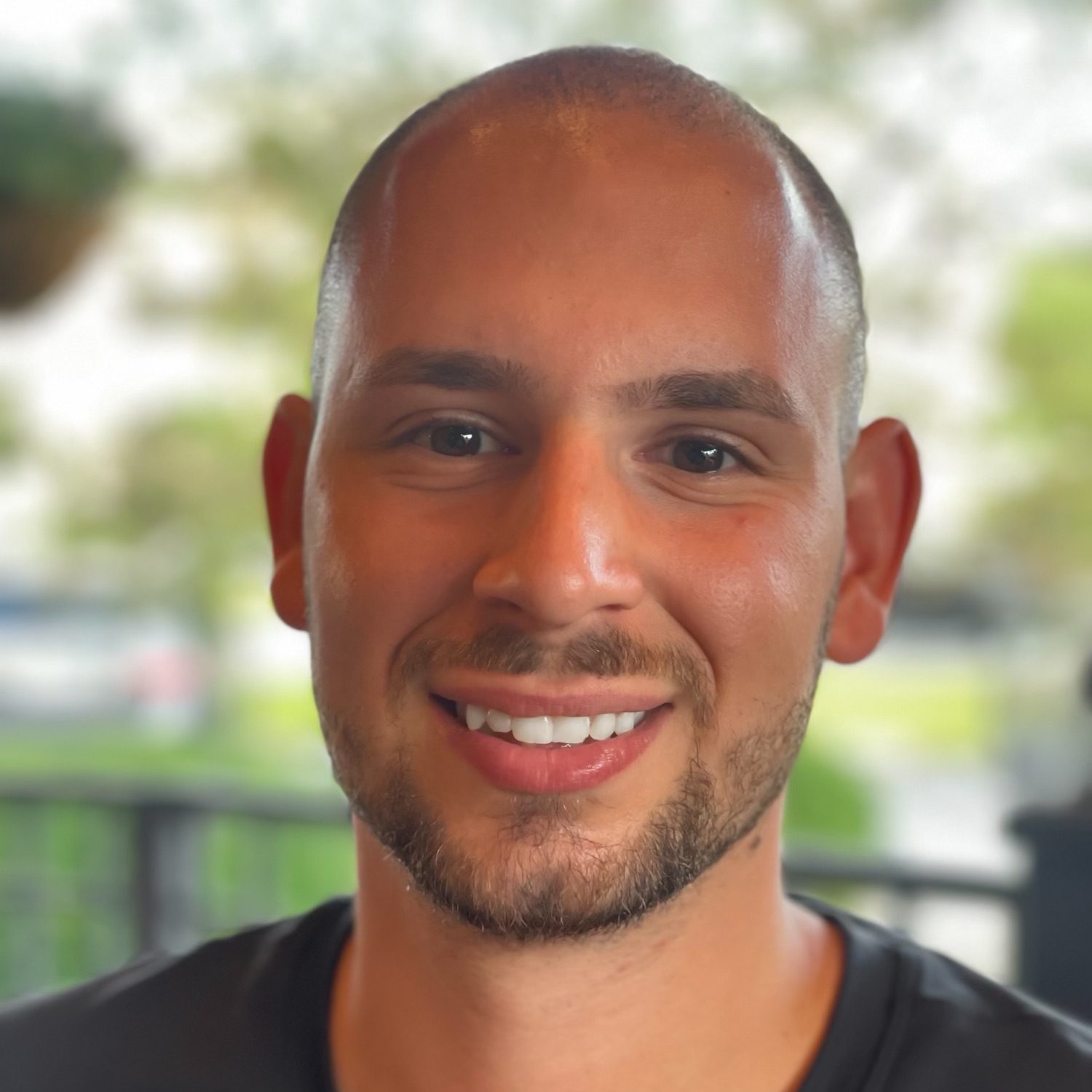 facetune_15-06-2024-20-37-58